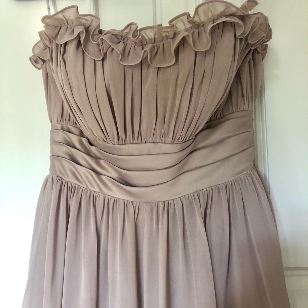 👗Taupe semi-formal dress👗